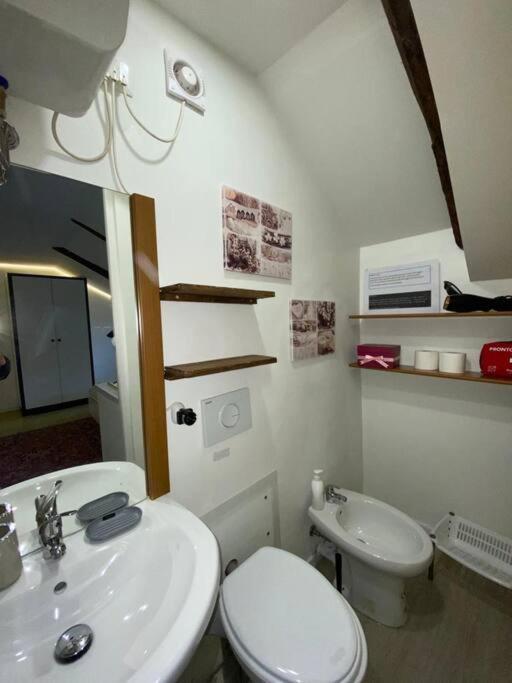 Ferienwohnung A Due Passi Dal Centro Turin Exterior foto